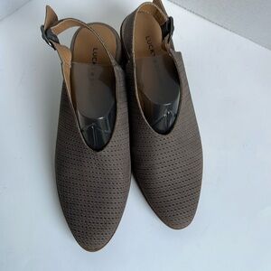 Lucky Brand Lideton Slingback Size 9M Block Heel Closed Almond Toe Beige Leather